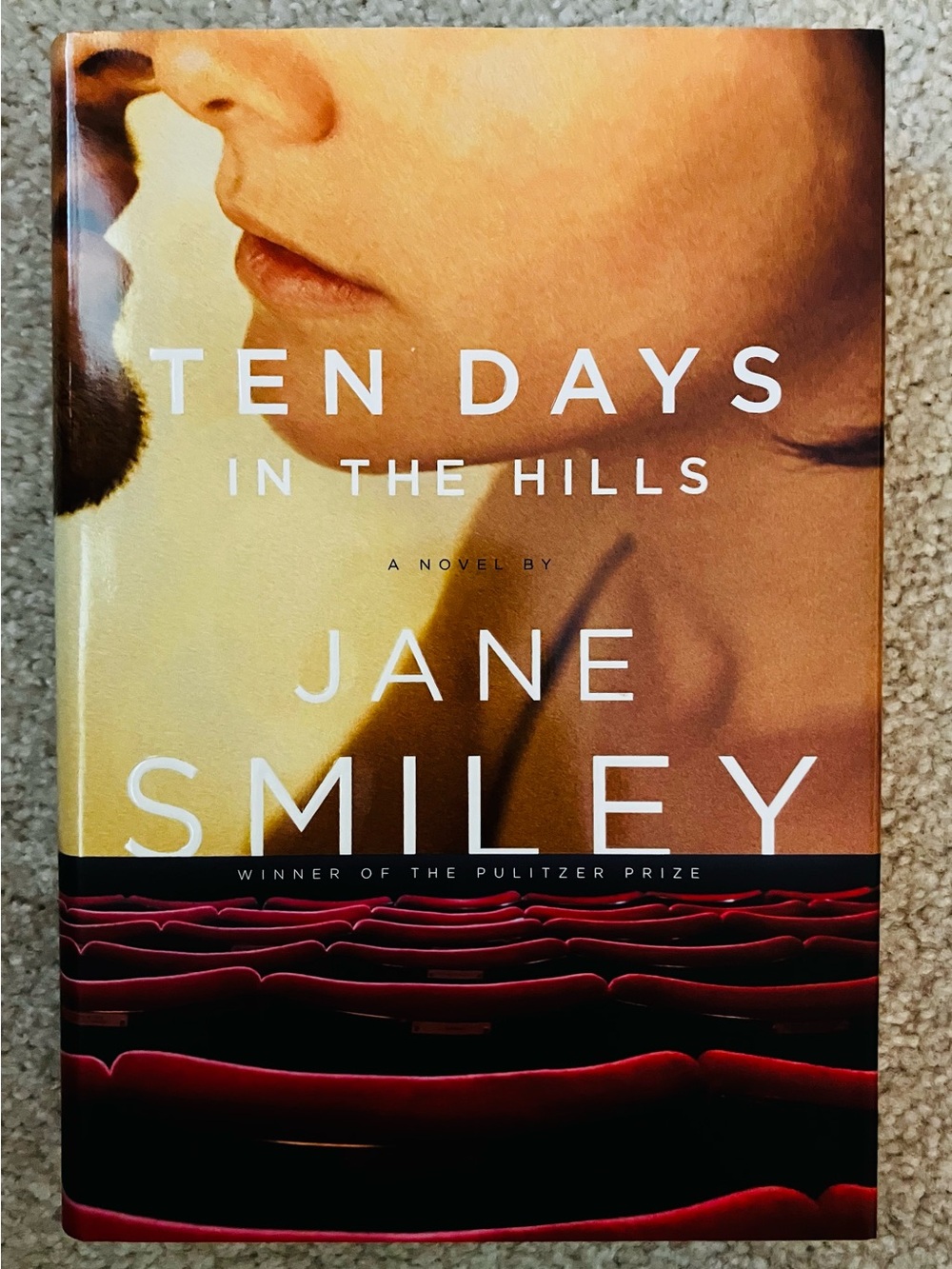 🐝 4/$20 Ten Days in the Hills by Jane Smiley